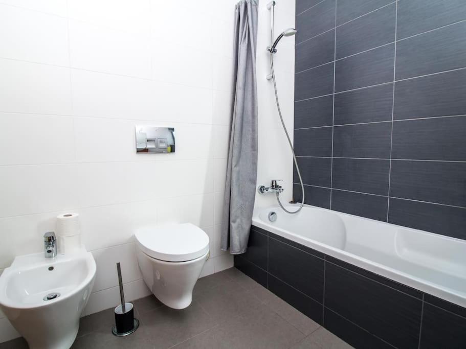 Apartamento - Pool And Sea View & Tennis Court & Bbq