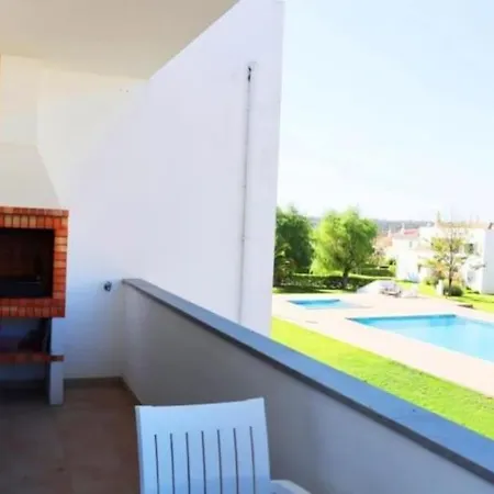 Lake Apartment - Pool And Sea View & Tennis Court & Bbq Pera Exterior photo