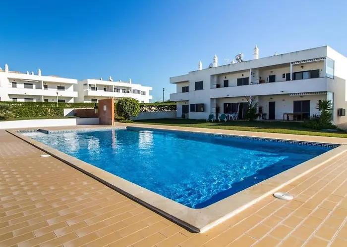 Lake Apartment - Pool And Sea View & Tennis Court & Bbq