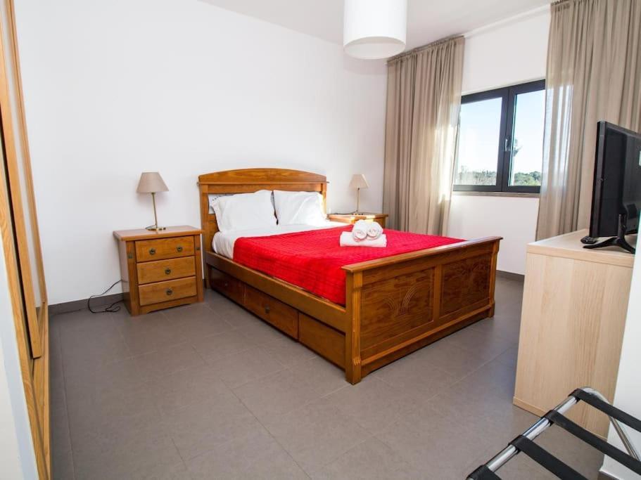 - Pool And Sea View & Tennis Court & Bbq * Pera